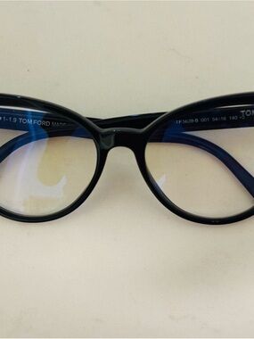 Tom Ford 5639-B 001 Black 54-16-140 Eyeglass Frame 
Brand New/ Authentic
